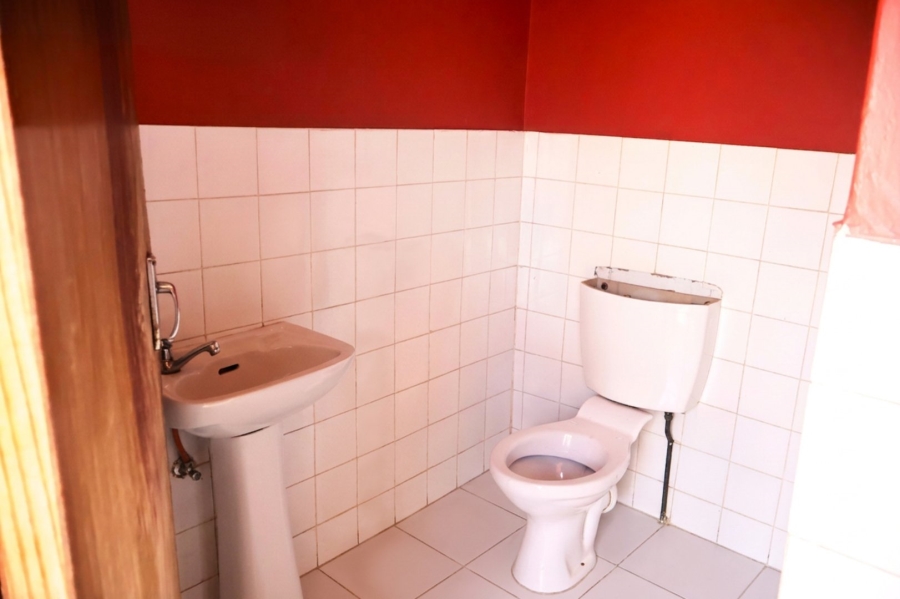 2 Bedroom Property for Sale in Mdantsane Nu 10 Eastern Cape